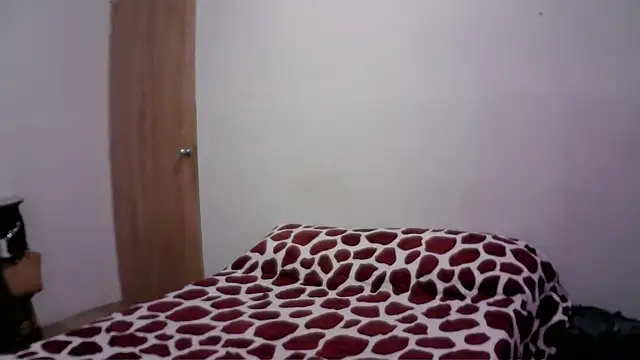 Alaiapink online show from February 2025 09:04:02 PM