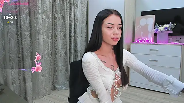  dkny  online show from September 2025 02:44:02 PM