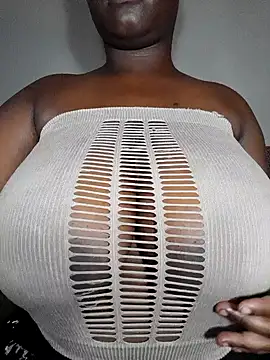 Snapshot of owamiee chatting on February 2025 04:47:01 AM owamiee online show from February 2025 04:47:01 AM