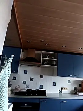 Astrid-Gilbert online show from March 2025 07:19:01 AM