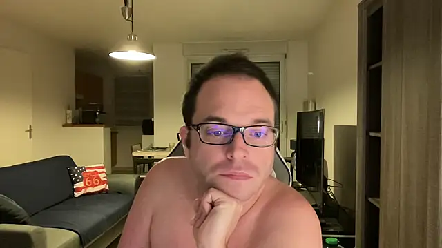 Funnyjul31 online show from February 2025 09:15:01 PM