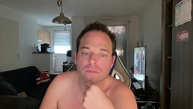 Funnyjul31 online show from March 2025 05:28:02 PM