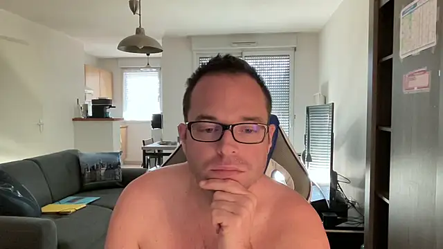 Funnyjul31 online show from March 2025 03:17:02 PM