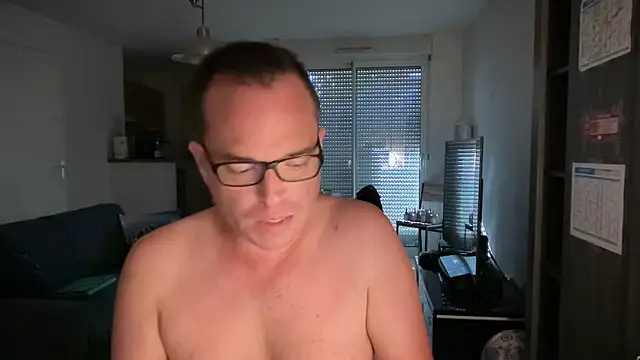 Funnyjul31 online show from October 2025 02:38:01 PM