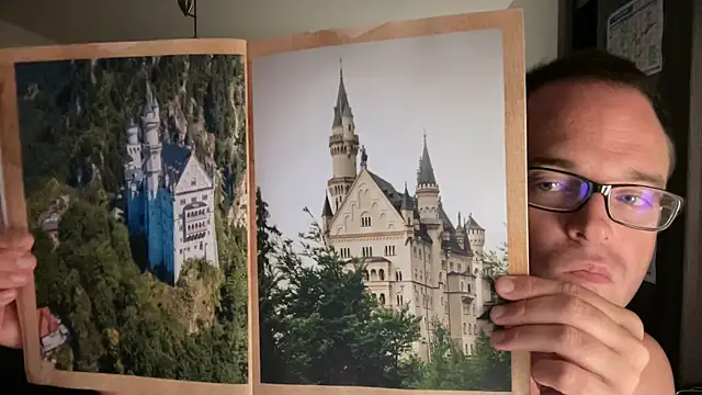 Funnyjul31 online show from October 2025 07:48:01 PM