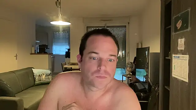 Funnyjul31 online show from February 2026 04:57:02 PM