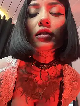 Snapshot of IsisRaichuu_ chatting on September 2025 09:04:01 PM IsisRaichuu  online show from September 2025 09:04:01 PM