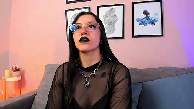 Snapshot of nina__dixon chatting on February 2026 10:25:01 PM nina dixon online show from February 2026 10:25:01 PM