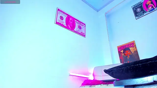 Snapshot of Cherry_splash chatting on November 2025 02:17:01 PM Cherry splash online show from November 2025 02:17:01 PM