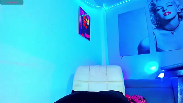 Snapshot of Cherry_splash chatting on April 2026 07:28:01 AM Cherry splash online show from April 2026 07:28:01 AM