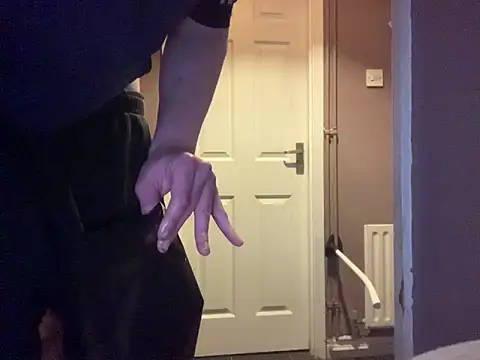 hunkiefend21 online show from February 2025 03:09:02 AM