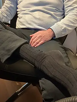 vincent1522 online show from February 2025 11:19:02 AM