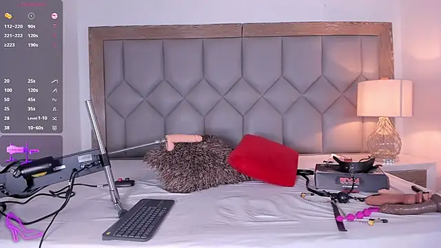 Snapshot of PamelaaPonce chatting on March 2026 02:31:02 PM PamelaaPonce online show from March 2026 02:31:02 PM