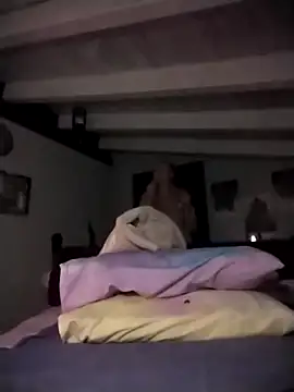 divinaerotica online show from December 2025 06:25:02 PM