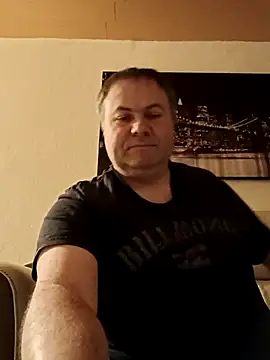 Snapshot of Pourleplasirs chatting on March 2025 10:29:02 PM Pourleplasirs online show from March 2025 10:29:02 PM