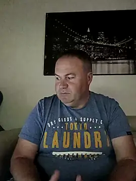 Pourleplasirs online show from May 2026 10:06:01 PM