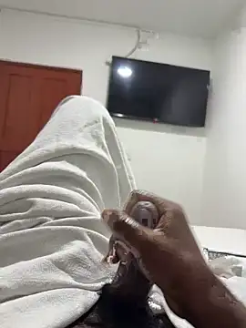 jhonnes  online show from November 2025 05:06:02 AM