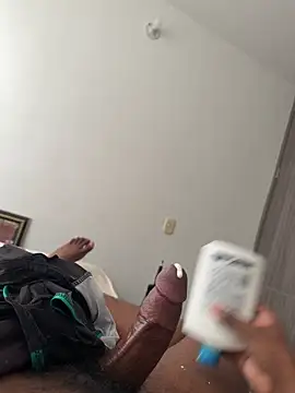 jhonnes  online show from December 2025 08:28:02 PM