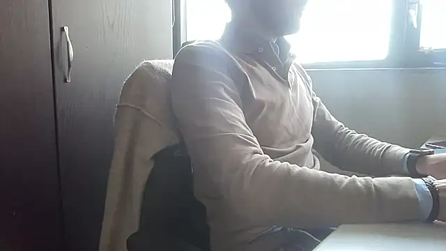 bullyboyy online show from February 2025 12:44:02 PM