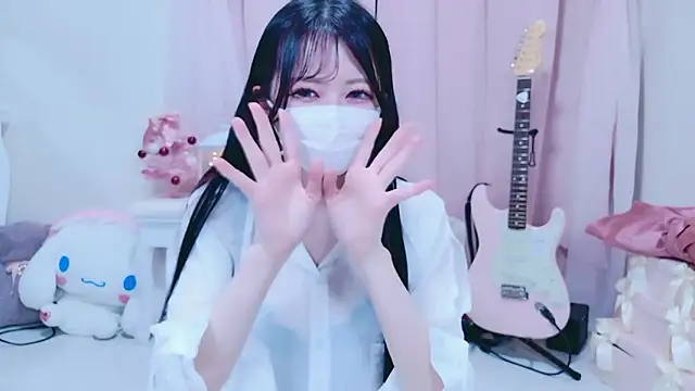 Snapshot of Megu-mimi chatting on December 2025 08:32:02 AM Megu-mimi online show from December 2025 08:32:02 AM