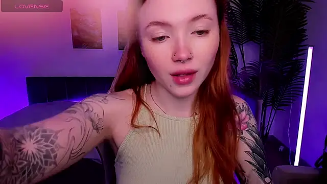 Maya Light online show from October 2025 02:06:01 AM