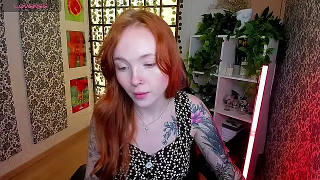 Maya Light online show from October 2025 01:58:02 AM