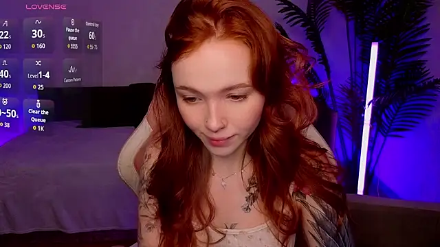 Snapshot of Maya_Light chatting on March 2026 01:35:02 AM Maya Light online show from March 2026 01:35:02 AM