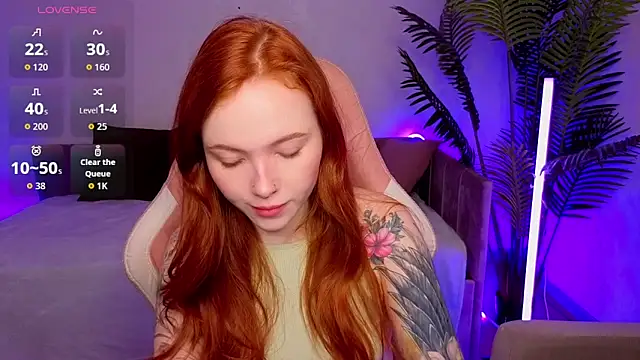 Snapshot of Maya_Light chatting on March 2026 01:47:01 AM Maya Light online show from March 2026 01:47:01 AM