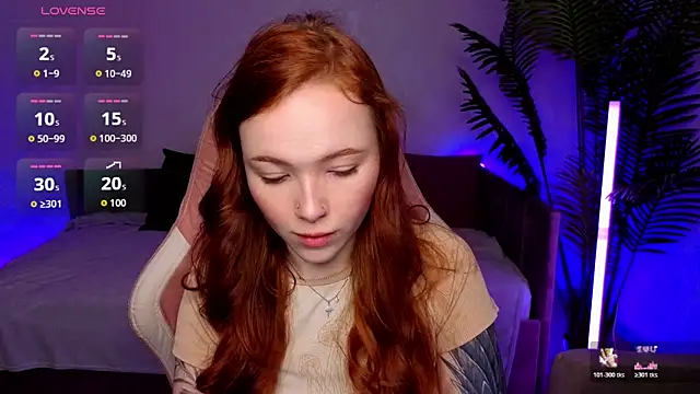 Snapshot of Maya_Light chatting on April 2026 02:12:02 AM Maya Light online show from April 2026 02:12:02 AM