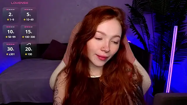 Snapshot of Maya_Light chatting on April 2026 01:55:02 AM Maya Light online show from April 2026 01:55:02 AM