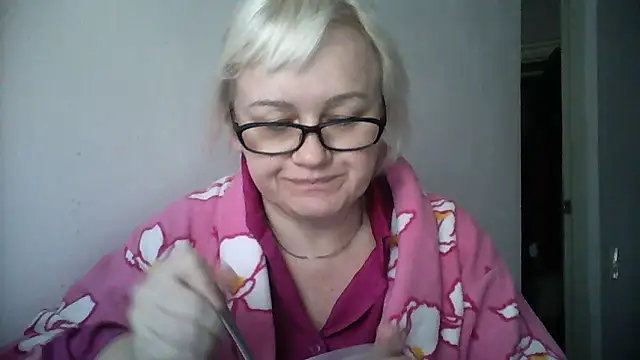 Mayya4321 online show from November 2025 08:56:01 AM