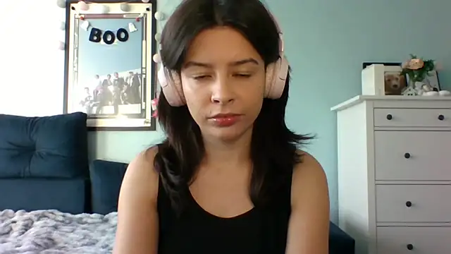 LariceSexy online show from October 2025 12:05:01 PM