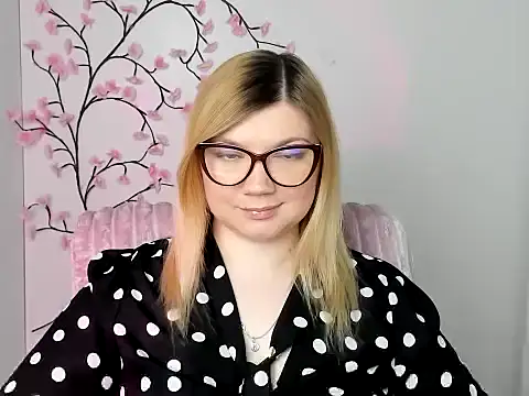 Lola moree online show from April 2026 11:33:02 AM