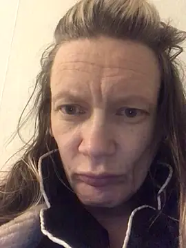 Snapshot of blondey206 chatting on March 2026 03:12:02 AM blondey206 online show from March 2026 03:12:02 AM