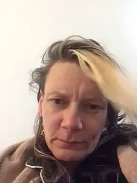 Snapshot of blondey206 chatting on March 2026 11:05:02 AM blondey206 online show from March 2026 11:05:02 AM