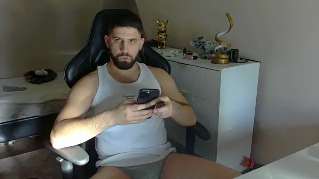 lucas kazimm online show from February 2025 01:54:01 PM