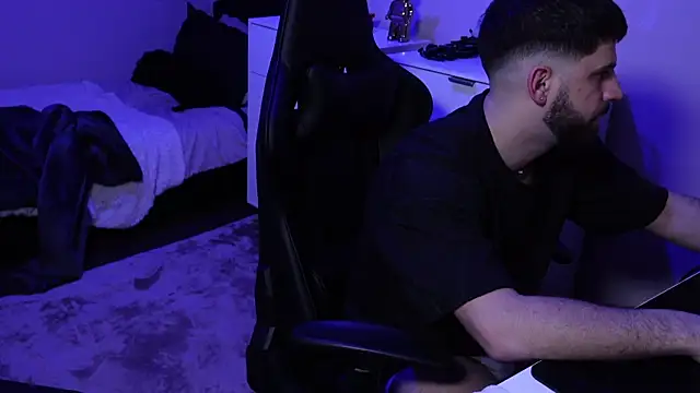 lucas kazimm online show from February 2025 12:39:02 PM