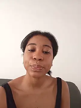 Zaira Rose  online show from May 2026 04:46:02 PM