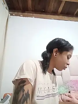 Snapshot of Zaira_Rose_ chatting on June 2026 11:27:02 PM Zaira Rose online show from June 2026 11:27:02 PM
