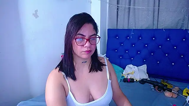 Snapshot of hornny_cougar chatting on September 2025 03:21:01 AM hornny cougar online show from September 2025 03:21:01 AM