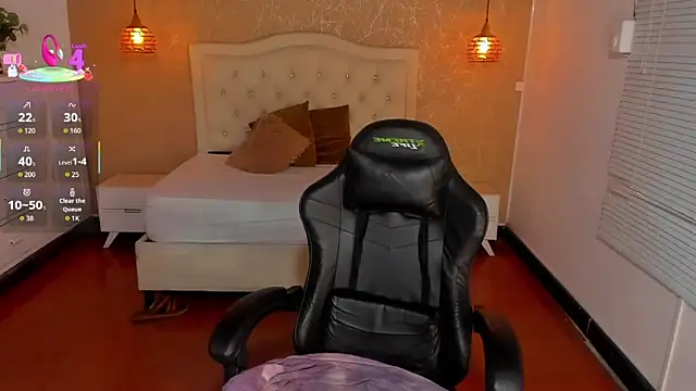 Snapshot of Hadley_ chatting on January 2026 02:04:02 AM Hadley online show from January 2026 02:04:02 AM