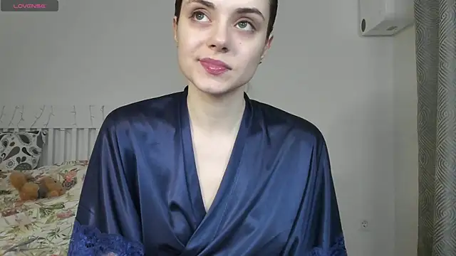 Hustle Babyy online show from September 2025 06:18:01 PM