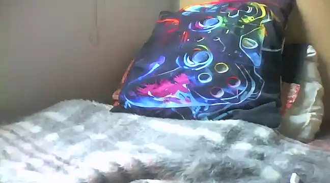 Drag Queen online show from January 2025 01:42:01 PM