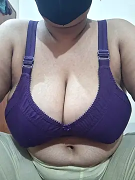 Snapshot of sona-pakhi01 chatting on October 2025 06:39:02 PM sona-pakhi01 online show from October 2025 06:39:02 PM