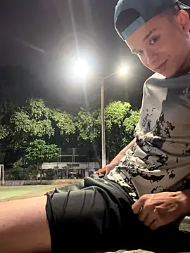 arevalo1124 online show from December 2025 05:58:02 AM