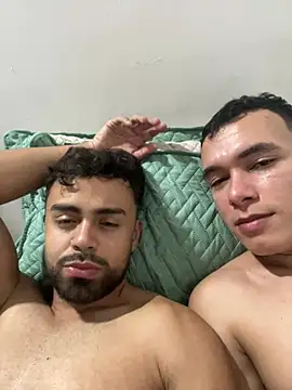 hornytwins15 online show from March 2025 04:34:02 AM