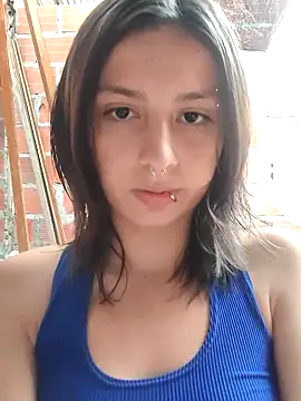 Maiden-Hot online show from October 2025 09:02:02 PM