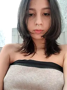 Snapshot of Maiden-Hot chatting on January 2026 06:57:02 PM Maiden-Hot online show from January 2026 06:57:02 PM