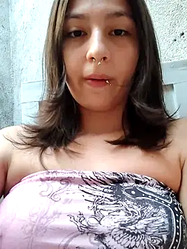 Snapshot of Maiden-Hot chatting on March 2026 07:31:02 PM Maiden-Hot online show from March 2026 07:31:02 PM