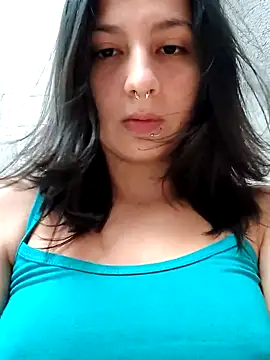 Snapshot of Maiden-Hot chatting on March 2026 06:25:01 PM Maiden-Hot online show from March 2026 06:25:01 PM